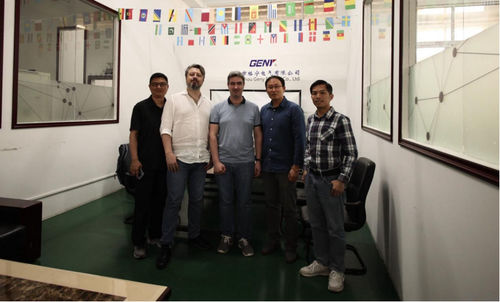 Dernières nouvelles de l'entreprise Bienvenue aux clients de Bulgarie pour visiter notre usine GENY ITC EnterPrice Ltd. visite l'usine GENY et exprime sa satisfaction avec ses produits